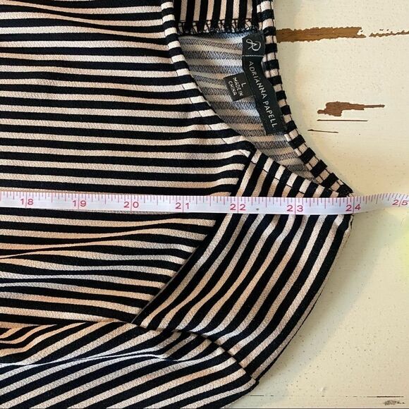 ADRIANNA PAPELL Printed 3/4 Sleeve Blouse - Picture 8 of 11